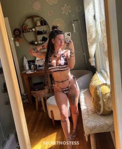 28 year old Escort in Juneau AK xxxx-xxx-xxx I will give you my full Handjob.,Bj,Massage.,