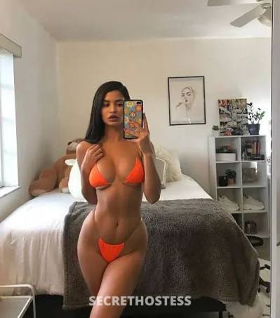 28 year old Escort in Louisville KY xxxx-xxx-xxx Hi there . I’m Annie a hooker available for 