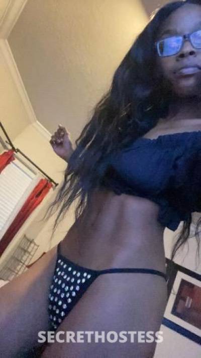 19Yrs Old Escort Los Angeles CA Image - 2