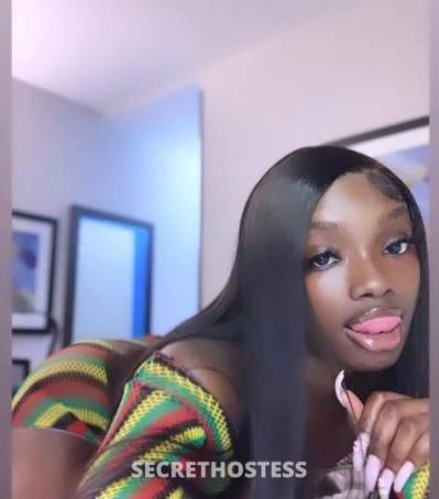 23 year old Escort in Chicago IL Visiting your area Tiny Provider CERTIFIED Petite Ebony 