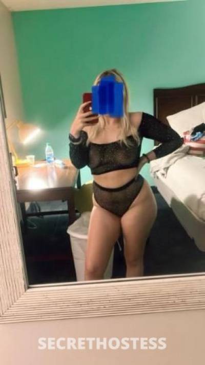 25 year old Escort in Panama City FL thick blonde