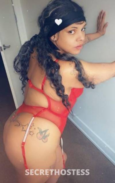 29 Year Old Cuban Escort Chicago IL - Image 1