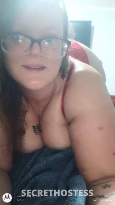 32 year old Escort in Chicago IL Let me swallow it im on demon time new video