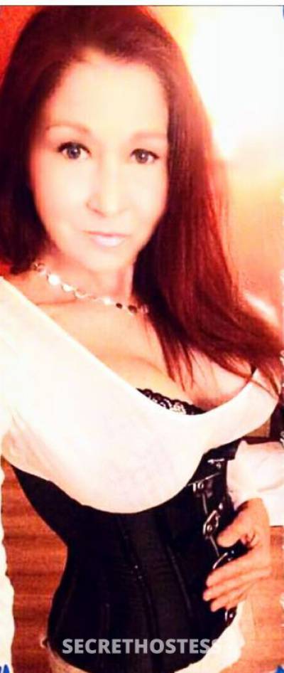 130hhr til 1am Beautiful Busty Redheaded Babe in Carlsbad in San Diego CA