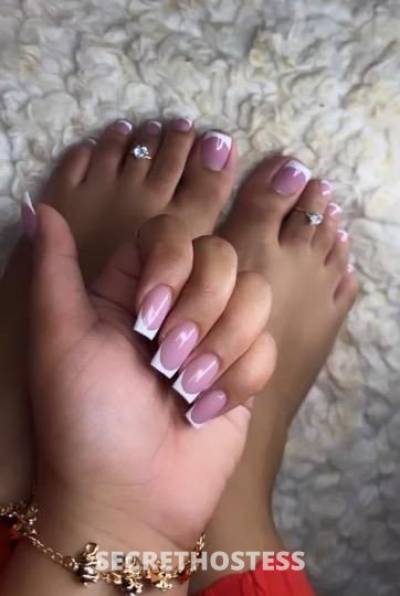 23 year old Puerto Rican Escort in Columbus OH Destiny Banx: Upscale Bombshell w Tight Kitty