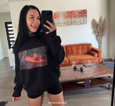 25 year old Escort in Cincinnati OH xxxx-xxx-xxx Bath Tub Stress Relief