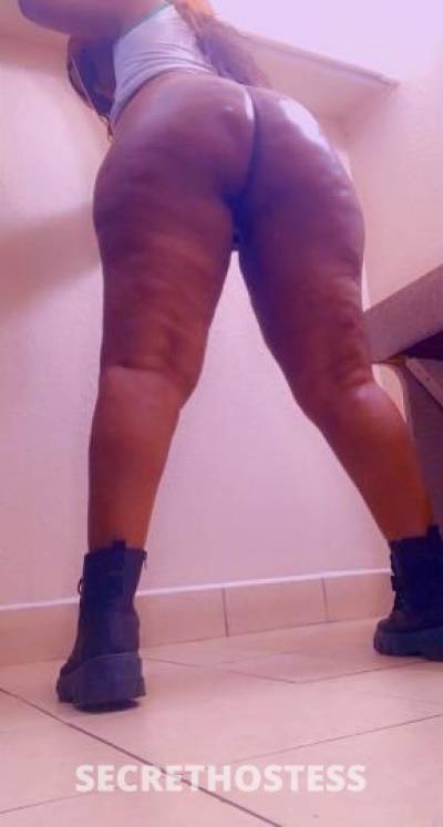 33 year old Escort in Savannah GA ...Specials Available ...HINESVILLE INCALLS ONLY ...COME 