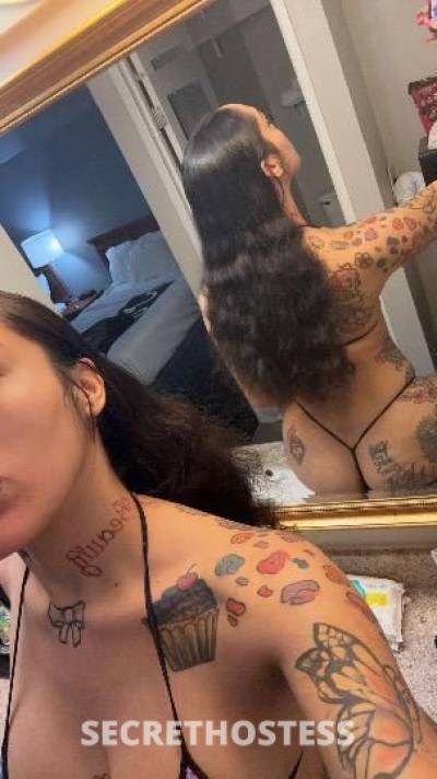 22 year old Escort in Odessa TX I m wet and a good squirter text me lets get naughty nd have