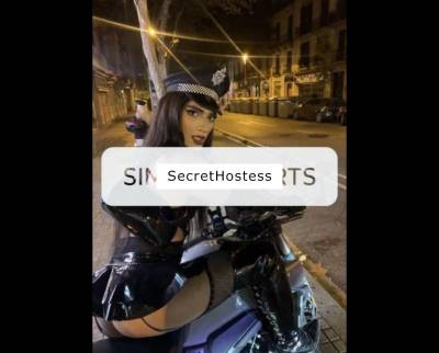TS-GIRL9" is a seductive and alluring individual,  in South London