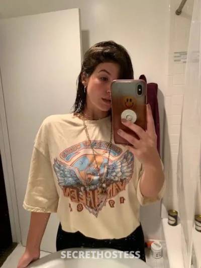 27 year old Escort in Maui HI xxxx-xxx-xxx Always available for **** Hardcore,69,****,