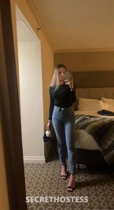 21 year old Latino Escort in Honolulu HI xxxx-xxx-xxx Perfect provider PAWG ....100% real pics.Girl 