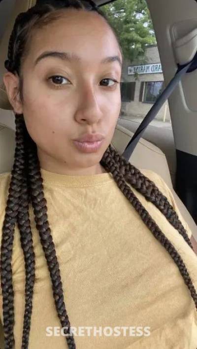 26 year old Escort in Fargo ND xxxx-xxx-xxx I’m available for both incall and outcall 