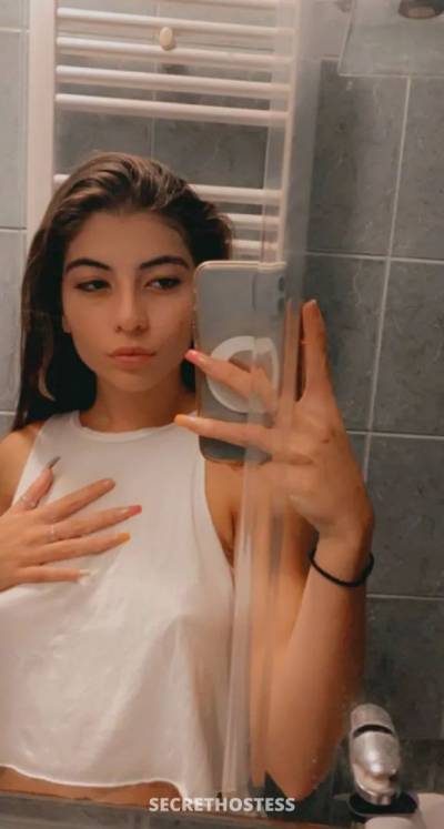 23 year old Escort in Maui HI xxxx-xxx-xxx I’m Available for in calls &amp; outcalls