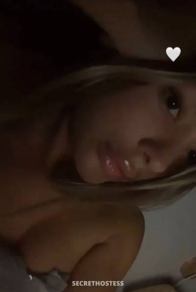 25 year old Escort in Maui HI xxxx-xxx-xxx .blowjob..Anal........Bearback...kiss
