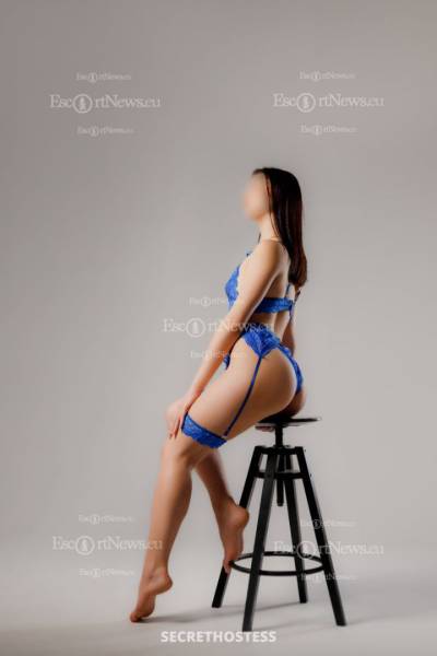 22 Year Old European Escort Warsaw - Image 5