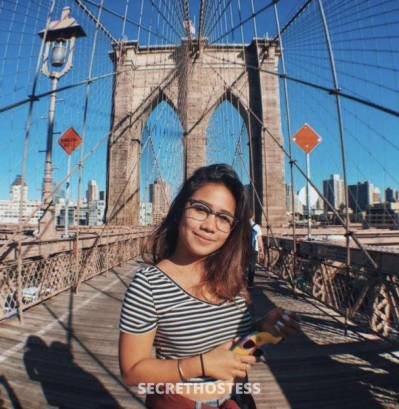 23 year old Asian Escort in Maui HI Turning Your Freakiest Most Sexual Fantasies Into REALITY