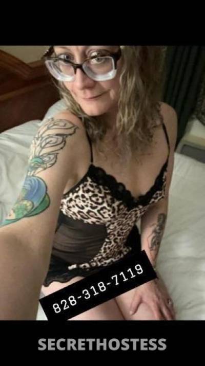 38Yrs Old Escort Asheville NC Image - 3