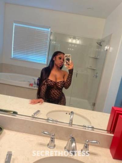 PETITE EBONY HOTTIE.. incall SPECIALS in Boston MA