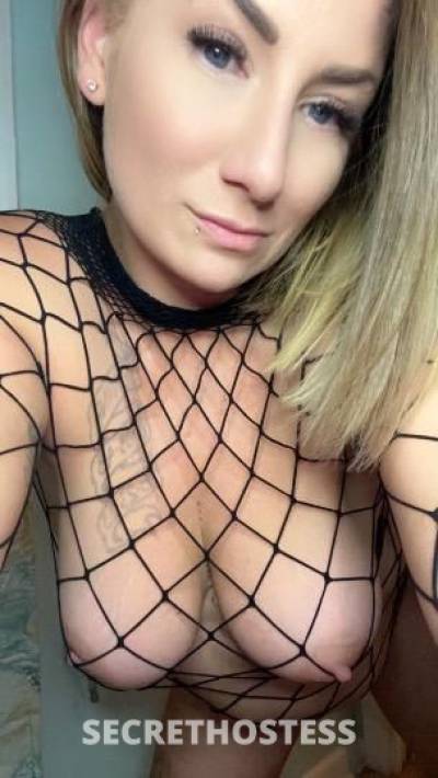 ..BUSTY BLONDE AVAILABLE NOW FOR INCALL &amp; PINELLAS  in Tampa FL