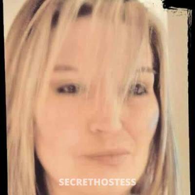 44 Year Old Escort Edmonton Blonde Hazel eyes - Image 8