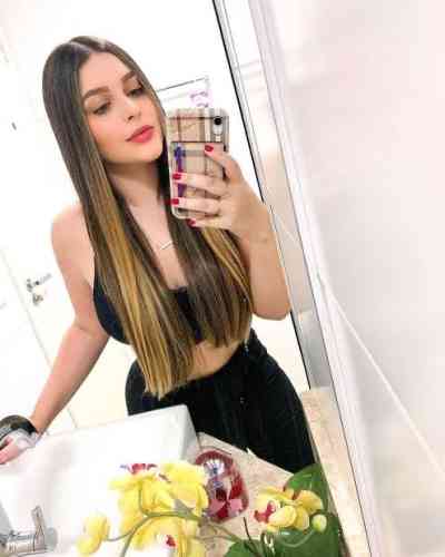 I'm firm and polite i have a loving friendly personality  I' in Peoria Falls IL
