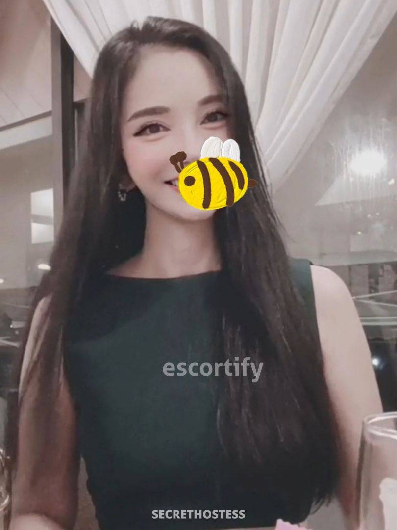 YOYO 24Yrs Old Escort Size 8 165CM Tall Wellington Image - 2