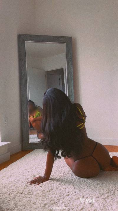 20Yrs Old Escort Size 8 New York City NY Image - 4