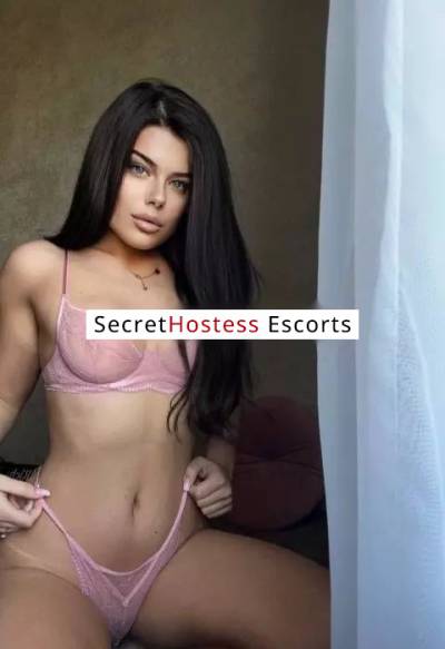 21 Year Old Middle Eastern Escort Tbilisi - Image 4