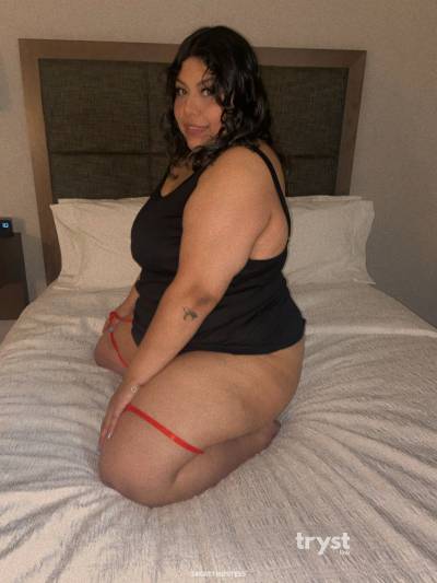 Natalia Rose - Sweet and cuddly globetrotter in Chicago IL