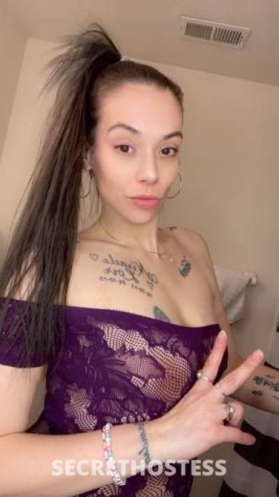 28 year old Escort in Ft Wayne IN "Alexia" beautiful brunette bombshell seeking 