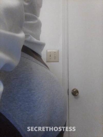 24 year old Escort in Columbus GA Throat Action All Day.. Throat Action All Day