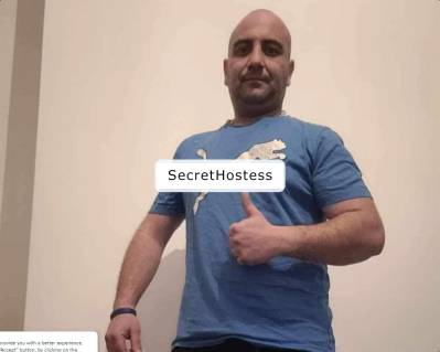 30 year old Escort in Leeds Escort male only for lady's