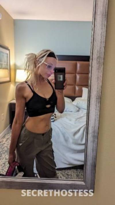 28 year old Escort in Wilmington NC wet wednesday.you can stop scrolling thru all the fake ads