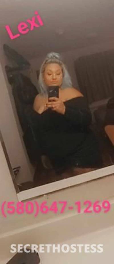 25 year old Latino Escort in Oklahoma City OK Title: hot latin girl new in the area big ass. available now