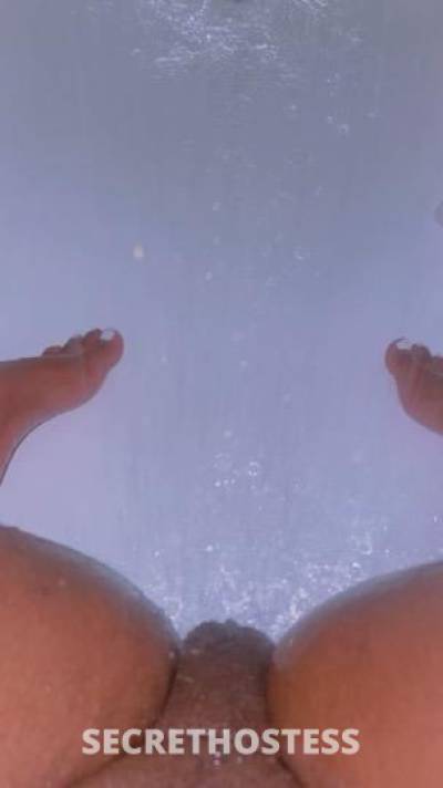 26 year old Escort in Cleveland OH Tinyyyy