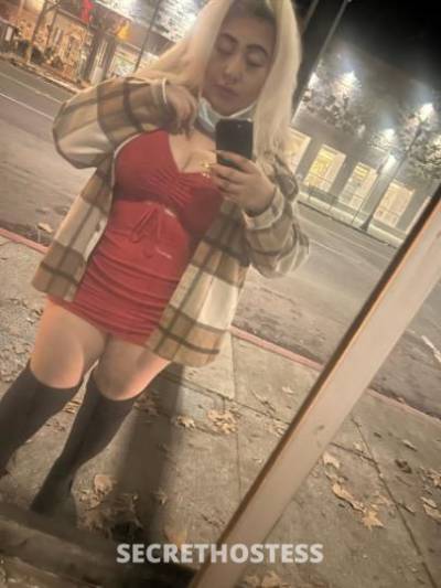 27 year old Escort in Modesto CA Big booty blonde . WATER WORKS..REAL.. Ready now