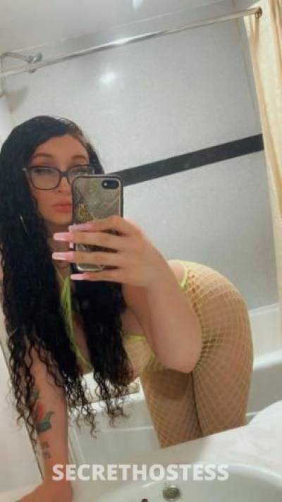 25 year old Italian Escort in El Paso TX lexi sexy Italian, babe