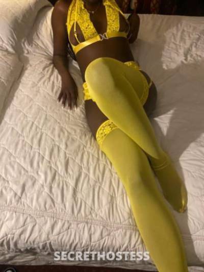 25 year old Escort in Wilmington NC ..Brownskinn beautyy . your favorite treat ..lets have fun