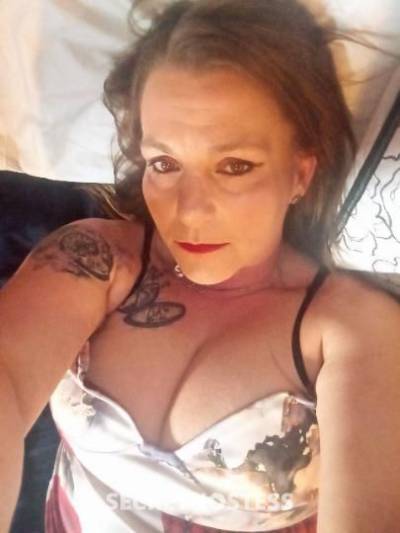 Cookie 44Yrs Old Escort Hickory NC Image - 1