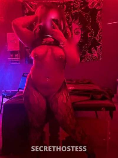 EST 19Yrs Old Escort Cleveland OH Image - 1