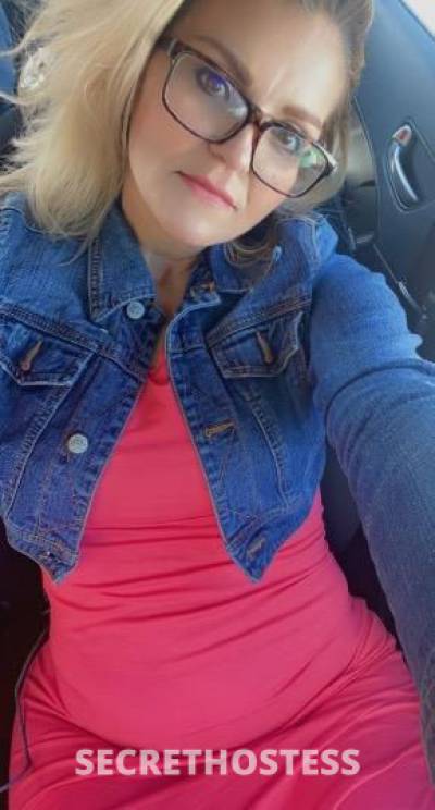 35 year old Escort in Oklahoma City OK ❄❄ Baby its cold outside