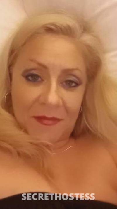 Evie 51Yrs Old Escort 167CM Tall Canton OH Image - 0