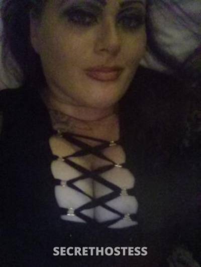 ,. .im lonely and so tired of little boys i need a man to  in San Diego CA