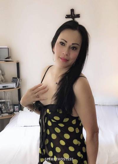 39 Year Old Asian Escort Vancouver - Image 2
