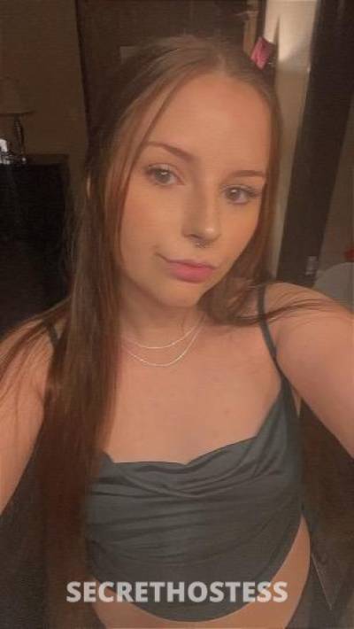 24 year old Escort in Chillicothe OH Southern, brown-eyed bombshell available for incall and 