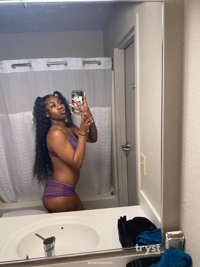 Strawberry 20Yrs Old Escort Size 8 Charlotte NC Image - 3