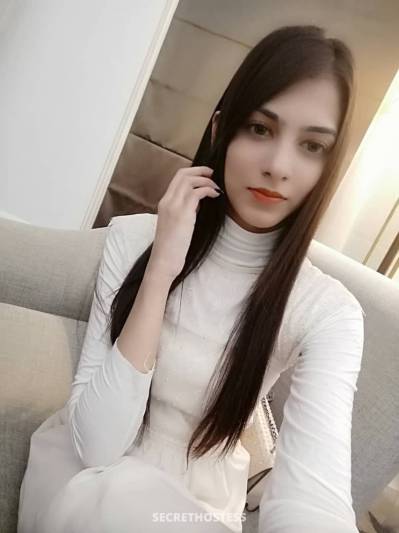 20Yrs Old Escort 171CM Tall Dubai Image - 1