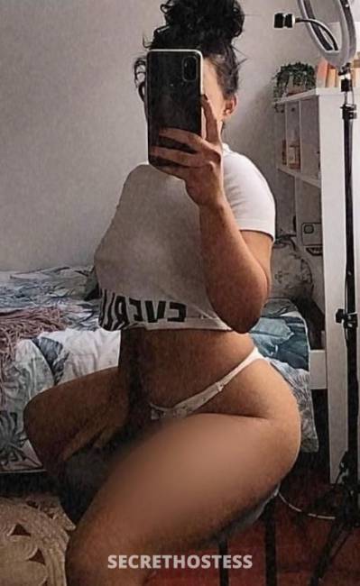 23Yrs Old Escort Size 6 Melbourne Image - 1