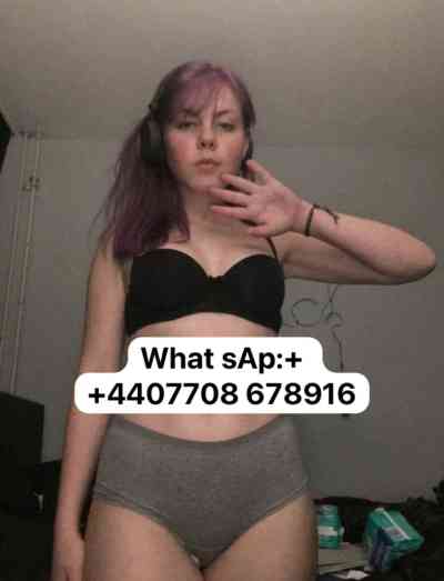 Add me am active for you anytime and am for erotic fuck in Washington