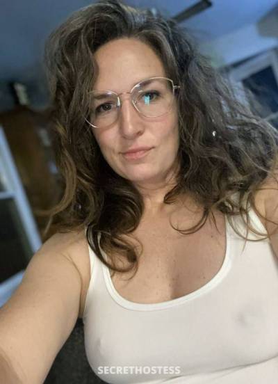 56 year old Escort in Nashville TN .⎝❀⎠56 Yrs Older women✅Are Easier To Bang..Totally 